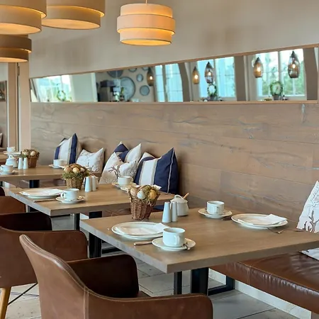 Strandhotel Miramar-2
